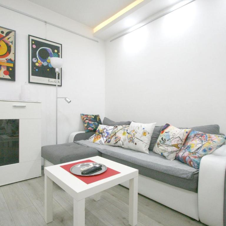 Kandinsky business apartment with workspace in Belgrade, Serbia - Apartman sa 1 Spavaćom Sobom - 4