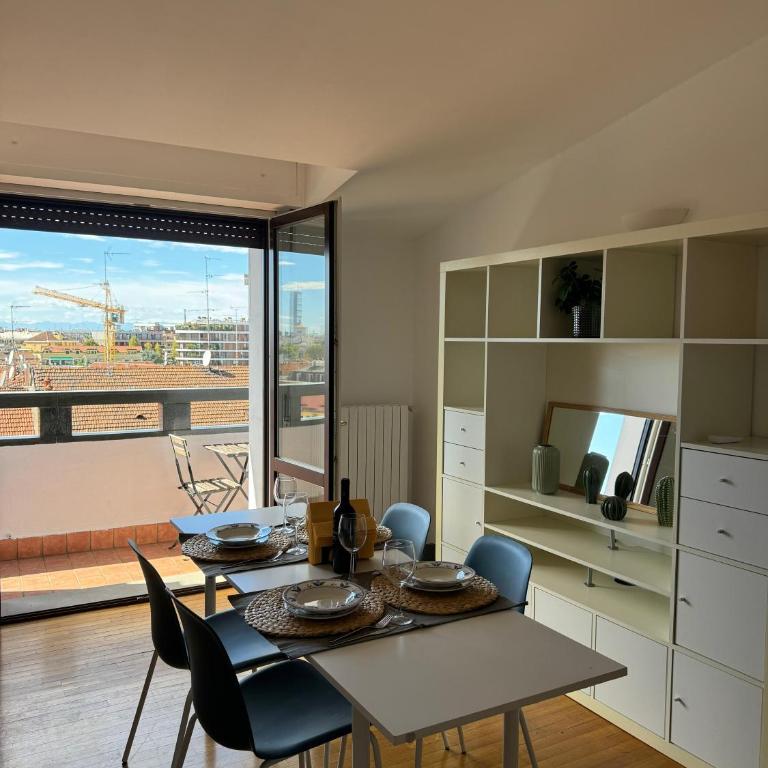 Appartamento Isola- Attico con Balcone - Appartamento con 1 Camera da Letto - 4
