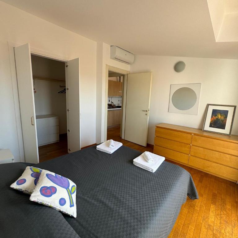 Appartamento Isola- Attico con Balcone - Appartamento con 1 Camera da Letto - 9