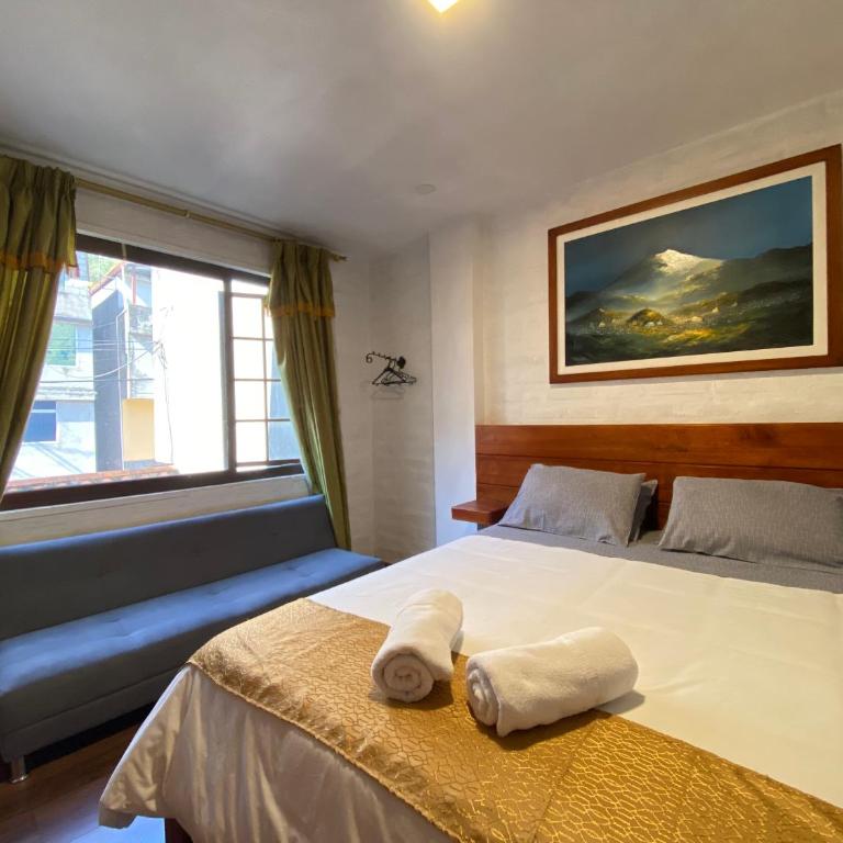 Mercedes Restaurant B&B - Triple Room with Private Bathroom - 5