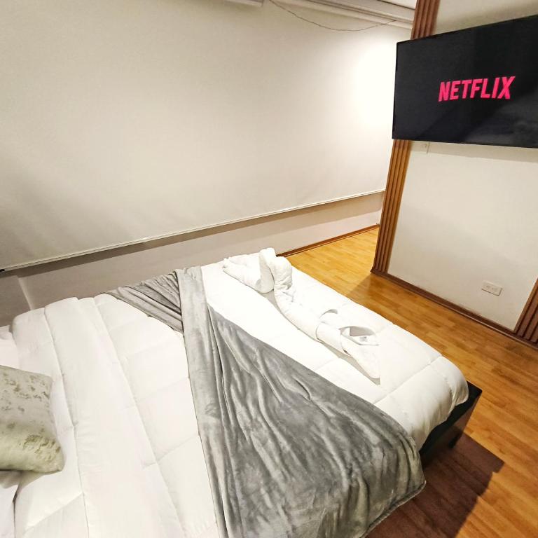 Udla Apartamento para 6 personas frente al Mall Riocentro - Two-Bedroom Apartment - 37