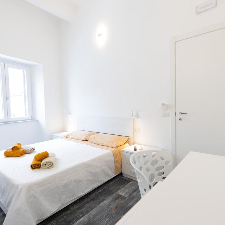 Planetarium Tropea - Double Room with Private Bathroom - 11