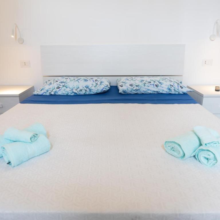 Planetarium Tropea - Double Room with Sea View - 5