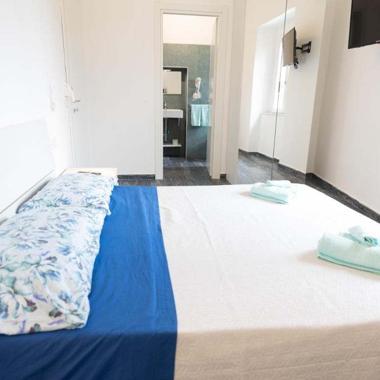 Planetarium Tropea - Double Room with Sea View - 1