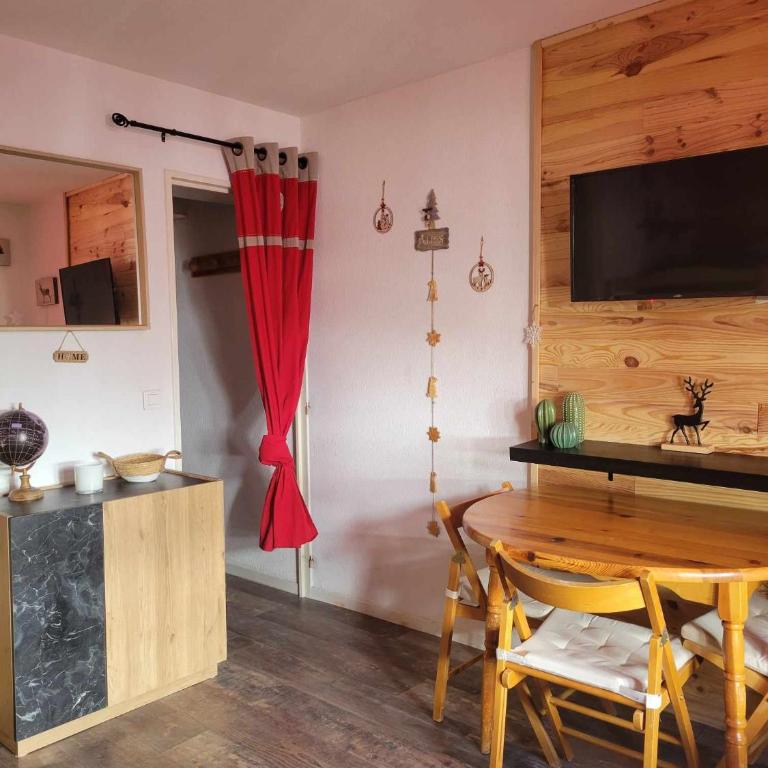 Studio avec grande terrasse 4 personnes centre station la Foux d'Allos - Studio avec Terrasse - 2
