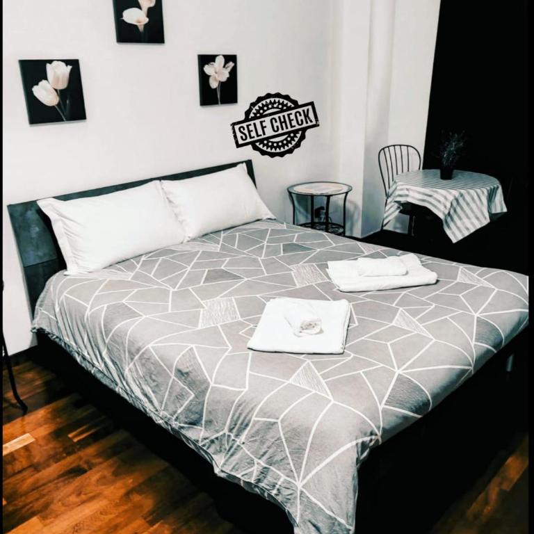 De Rossi Holiday - Double Room with Private Bathroom - 2