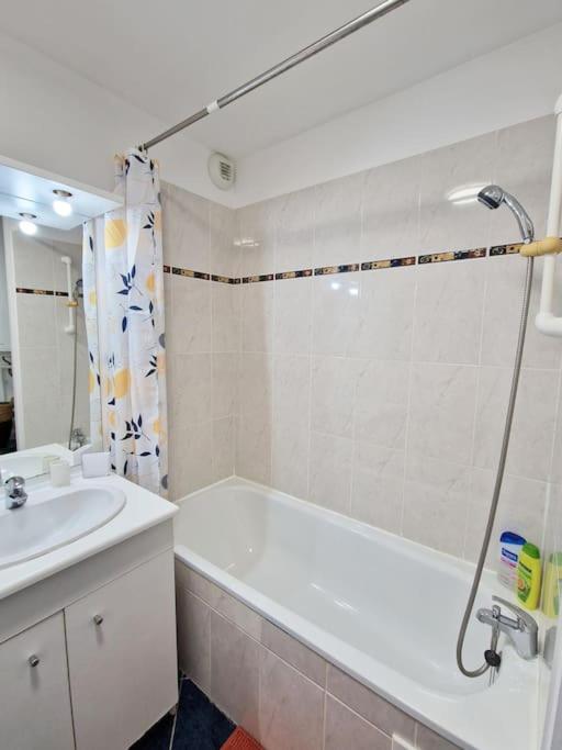 Votre cocon avec baignoire et Wifi à 15 min à pied du centre d'Amiens - Appartement 1 Chambre - 5