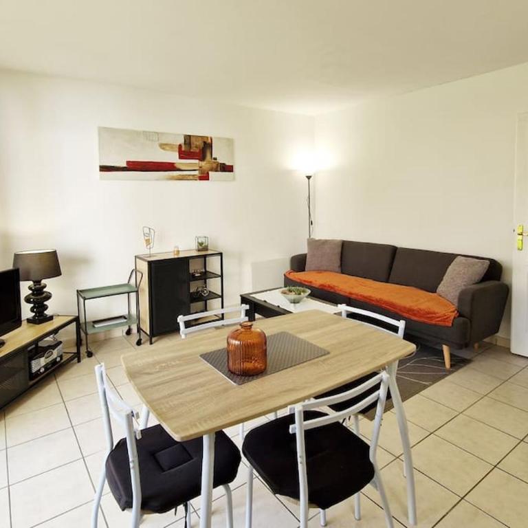 Votre cocon avec baignoire et Wifi à 15 min à pied du centre d'Amiens - Appartement 1 Chambre - 16