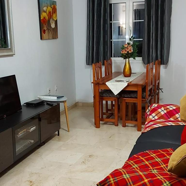 Lovely 2 Bedroom Holiday Apartment in Central Caleta de Fuste - Two-Bedroom Apartment - 2