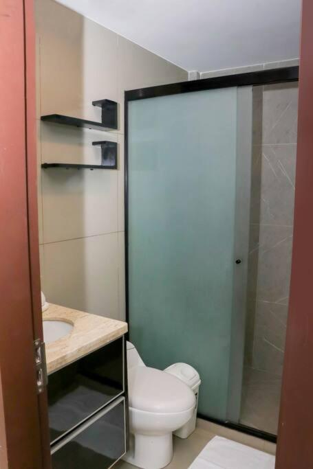 Acogedor apartamento en Equipetrol con piscina, wifi, balcon - Apartamento de 1 dormitorio - 13