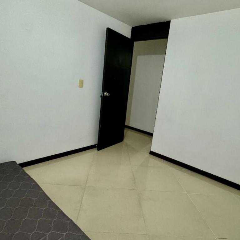Rodeo Alto - Apartamento de 3 dormitorios - 4