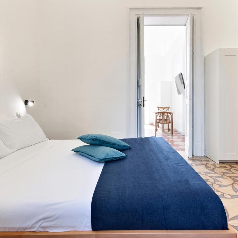 Liberty Rooms - Camera Familiare - 4
