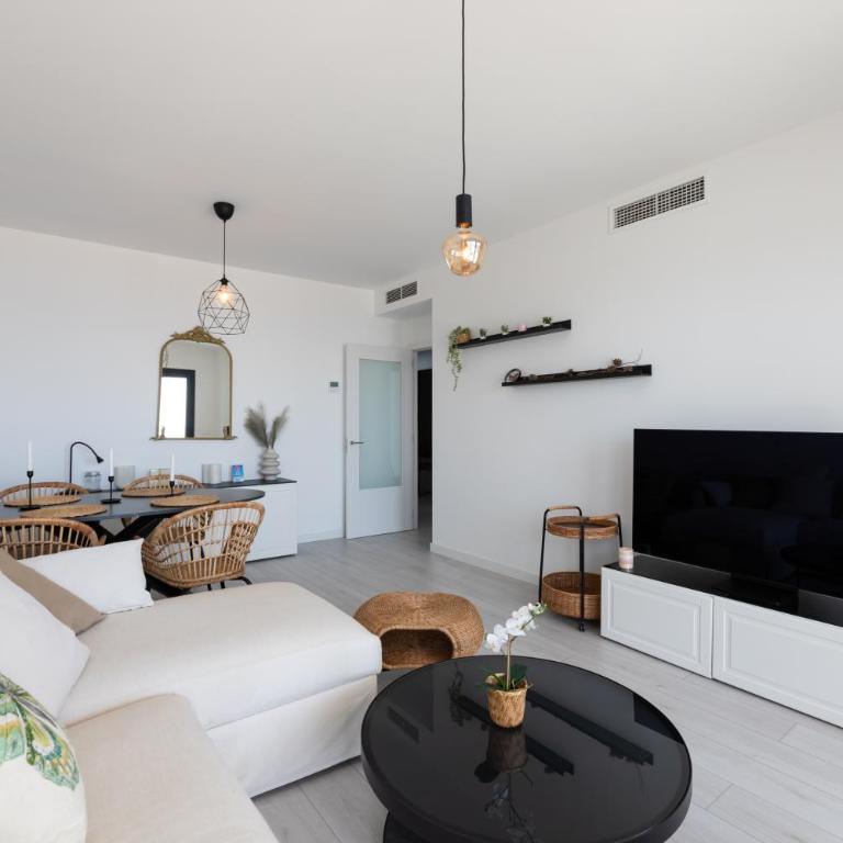 VB Encinar 3BR Apt Sea Views - Three-Bedroom Apartment with Sea View - 3
