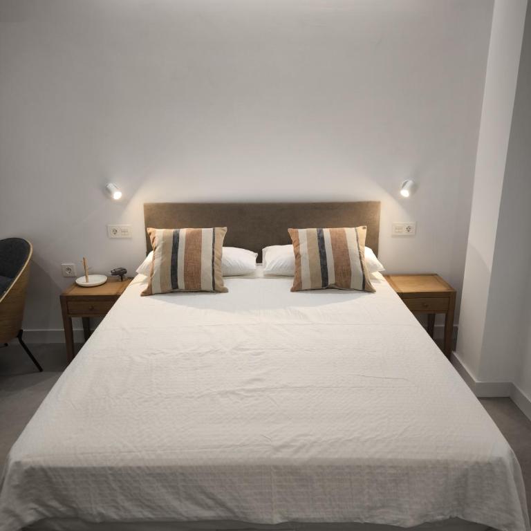 Capuchinos 31 - Estudio con 1 cama grande - 3