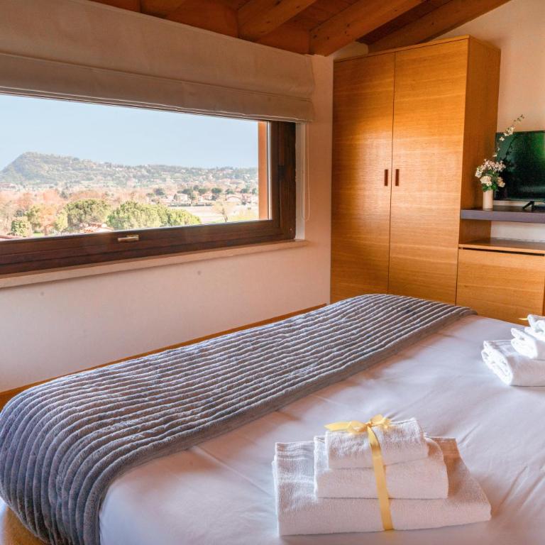 AHG Donna Silvia Wellness Hotel - Camera Matrimoniale con Vista Lago - 3