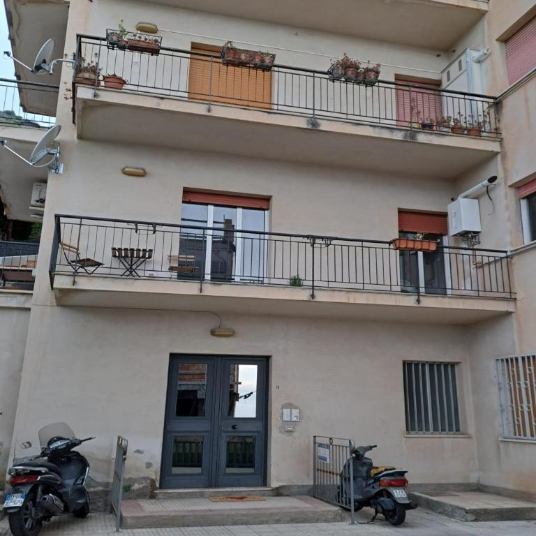Casa Castello - Appartamento con 2 Camere da Letto - 32