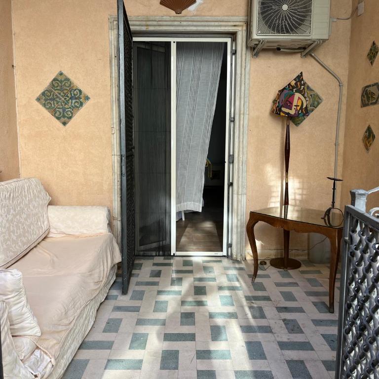 A CASA DEL CONSOLE - Camera Matrimoniale con Patio - 5