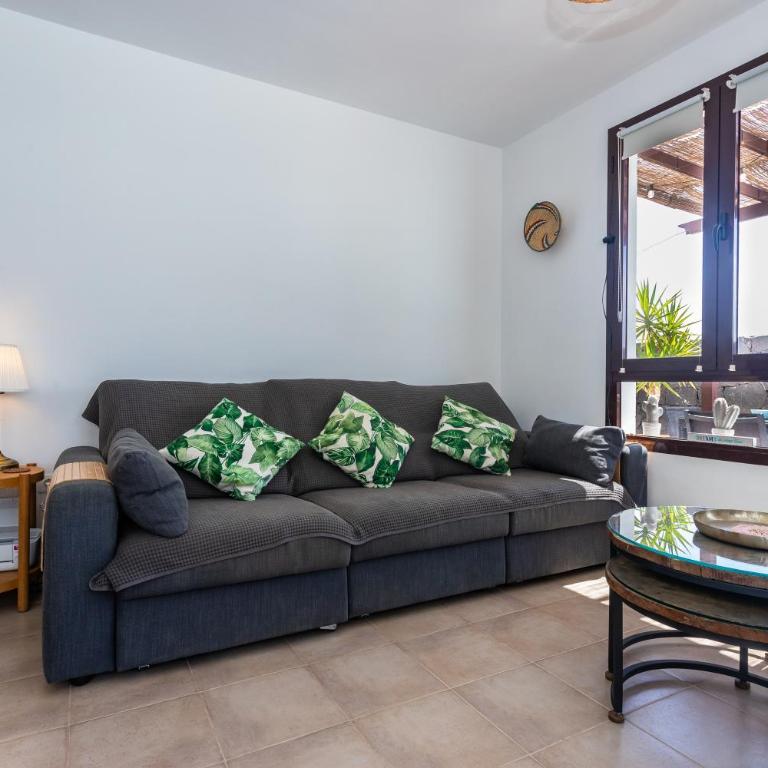 Villa Oliral - Three-Bedroom Villa - 27
