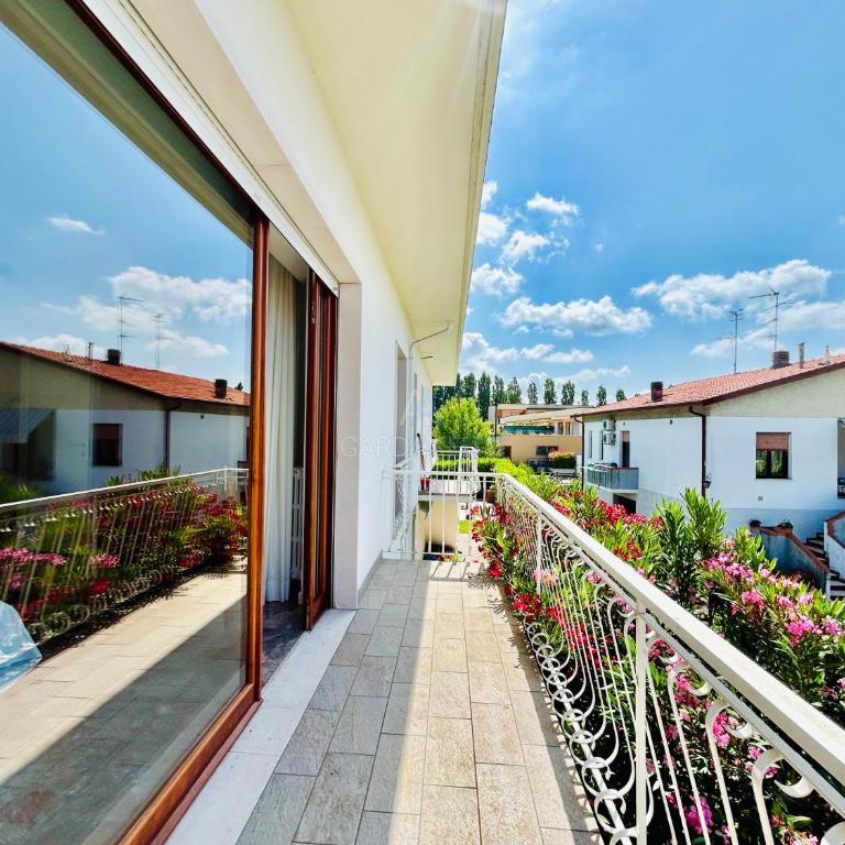 Villa Marina - Risveglio Vista Lago con Piscina - Villa con 3 Camere da Letto - 43