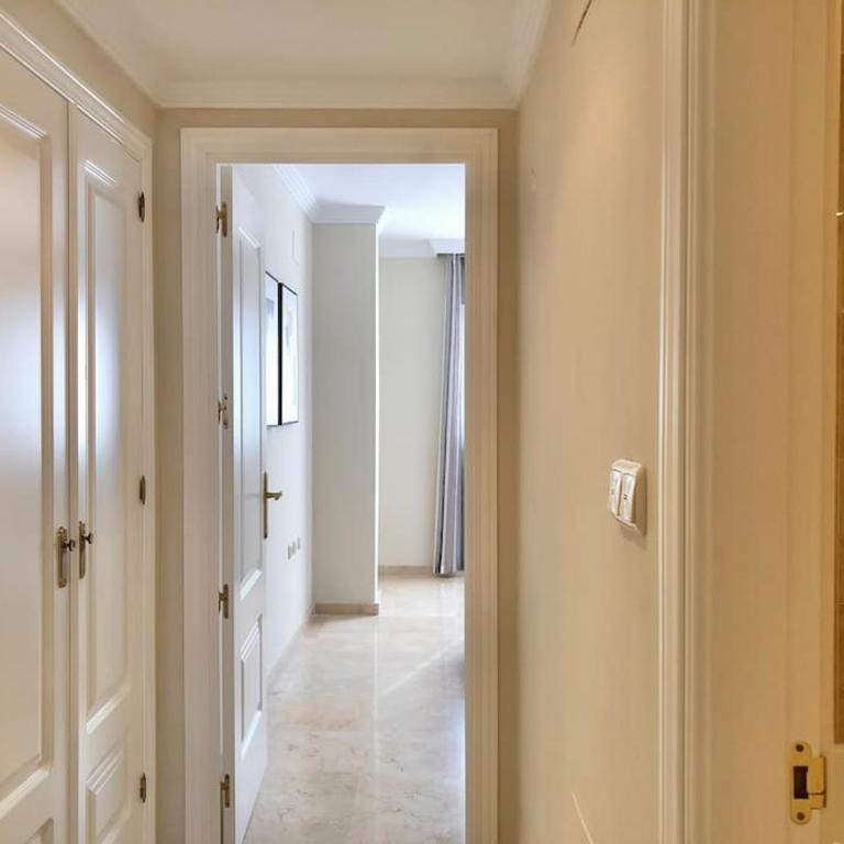 Marbella, Río Real Golf - Three-Bedroom Apartment - 10