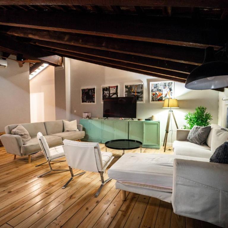 Duplex Loft And Home Office 140m2 plus a 70m2 Terrace - Apartment - 29