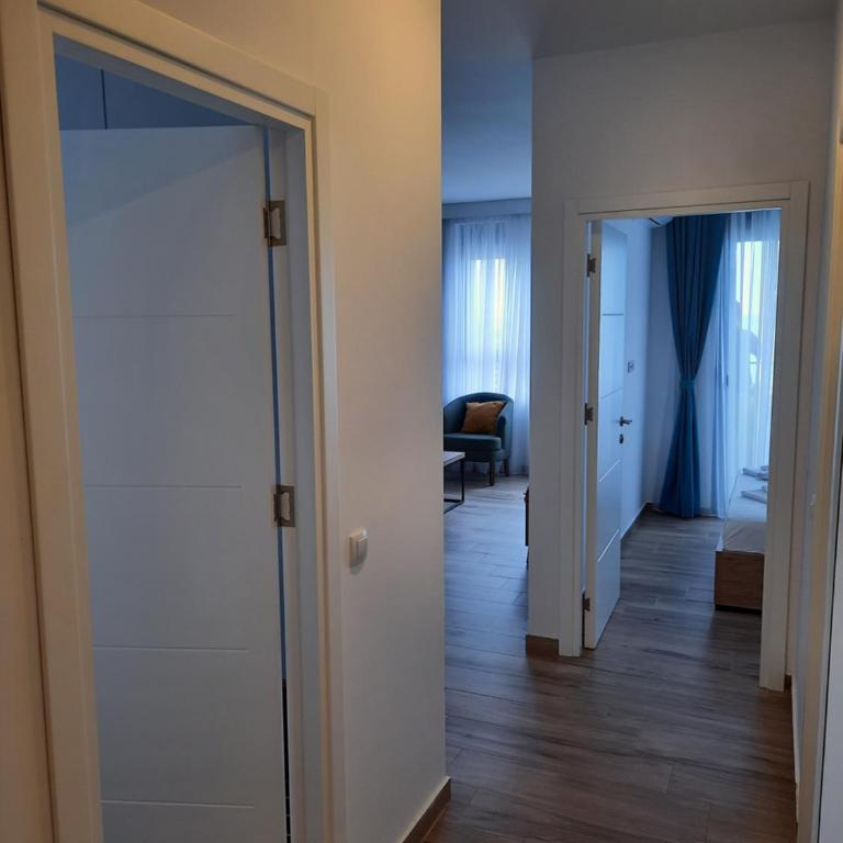 Eagles Locus Apartments - Two-Bedroom Apartment - 6