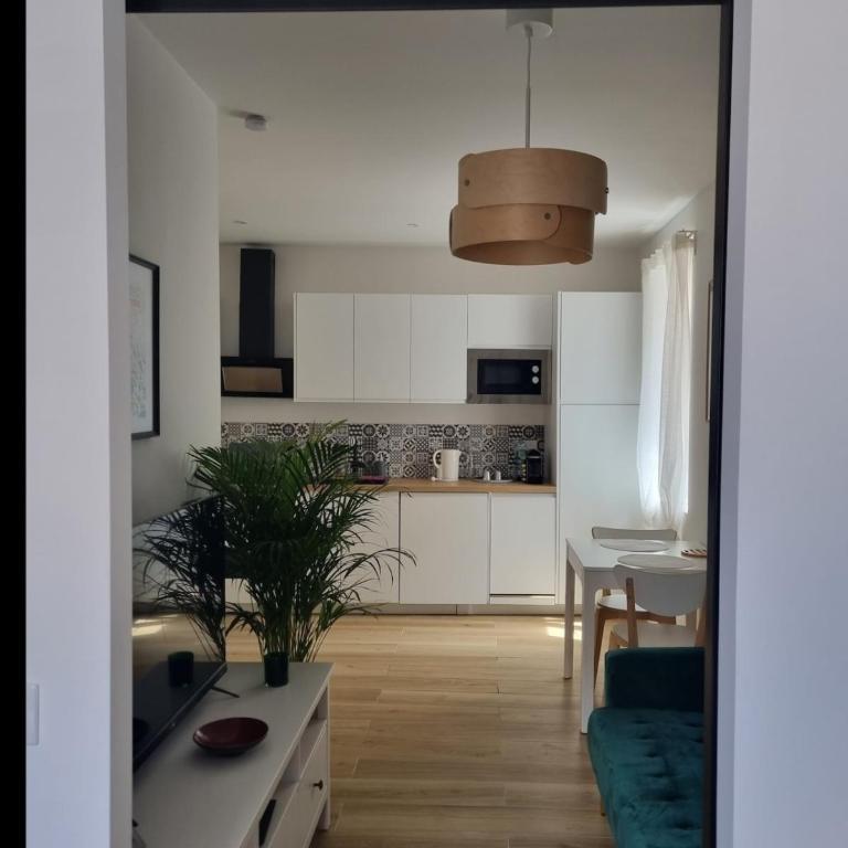 06AN - Beautiful apartment in the heart of Old Antibes - Appartement 1 Chambre - 21