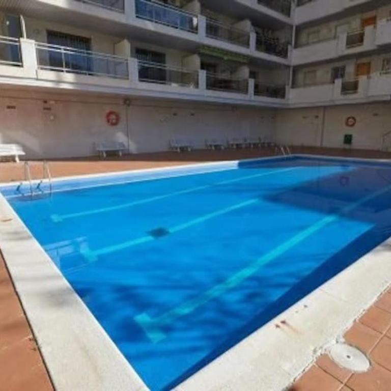 Renovado y moderno espacio con piscina y vistas - Apartamento de 1 dormitorio - 11