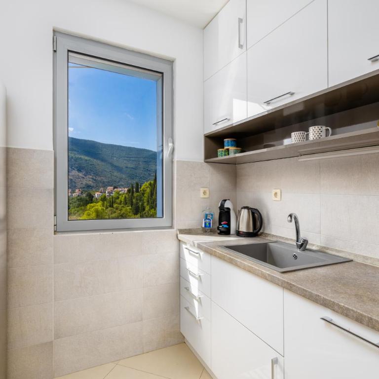 Apart hotel KATUNJANIN - Three-Bedroom Apartment - 5