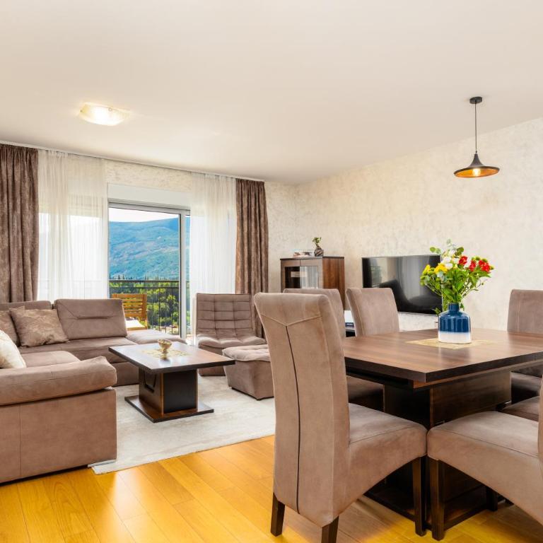 Apart hotel KATUNJANIN - Three-Bedroom Apartment - 2