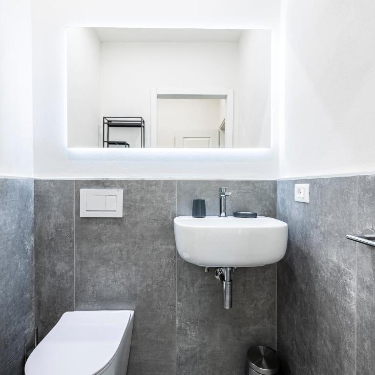 Fortezza da Basso - Center 5 Min & Patio - Appartamento Deluxe con 2 Camere da Letto e Balcone - 7