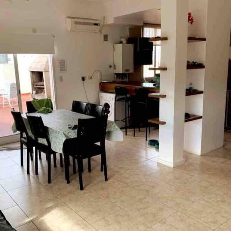 Departamento en doble planta con patio y parrilla! - Apartamento de 1 dormitorio - 1