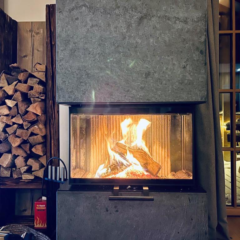 Sonnberg Chalet - Entspannung pur im Luxus Chalet mit Whirlpool-Sauna - Four-Bedroom House - 3