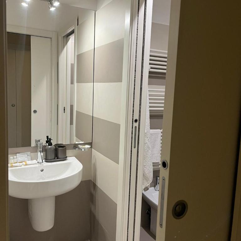 Regal Riggio Apartment - Appartamento con 1 Camera da Letto - 8