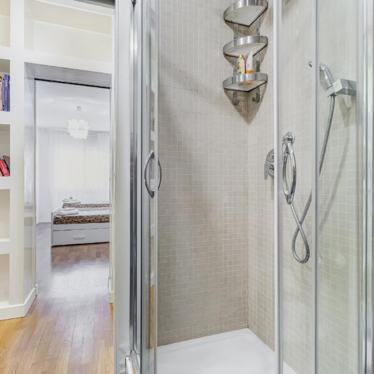 Valle Aurelia Vatican apartment - Beutiful View & Wi-Fi - Three-Bedroom Apartment - 30