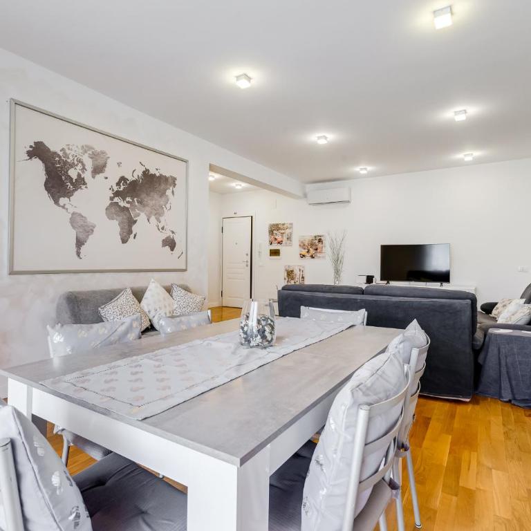 Valle Aurelia Vatican apartment - Beutiful View & Wi-Fi - Three-Bedroom Apartment - 27