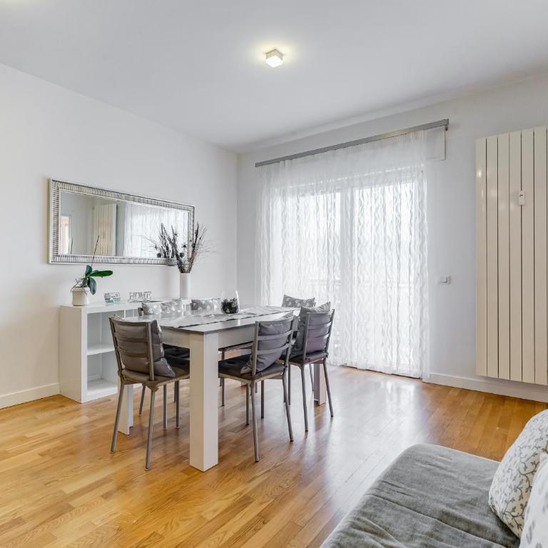 Valle Aurelia Vatican apartment - Beutiful View & Wi-Fi - Three-Bedroom Apartment - 5