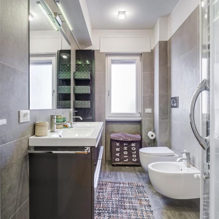 Valle Aurelia Vatican apartment - Beutiful View & Wi-Fi - Three-Bedroom Apartment - 3
