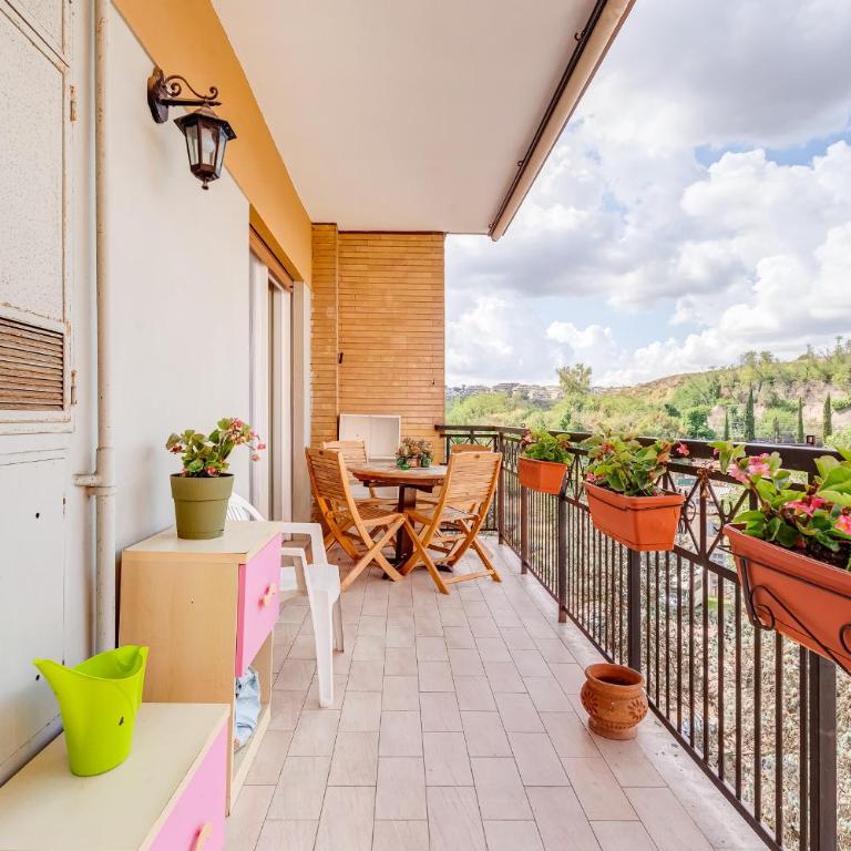 Valle Aurelia Vatican apartment - Beutiful View & Wi-Fi - Three-Bedroom Apartment - 25