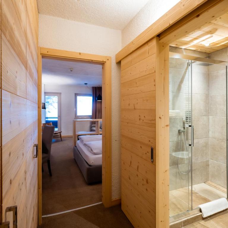 Sporthotel Teresa - Junior Suite tripla con balcone - 11