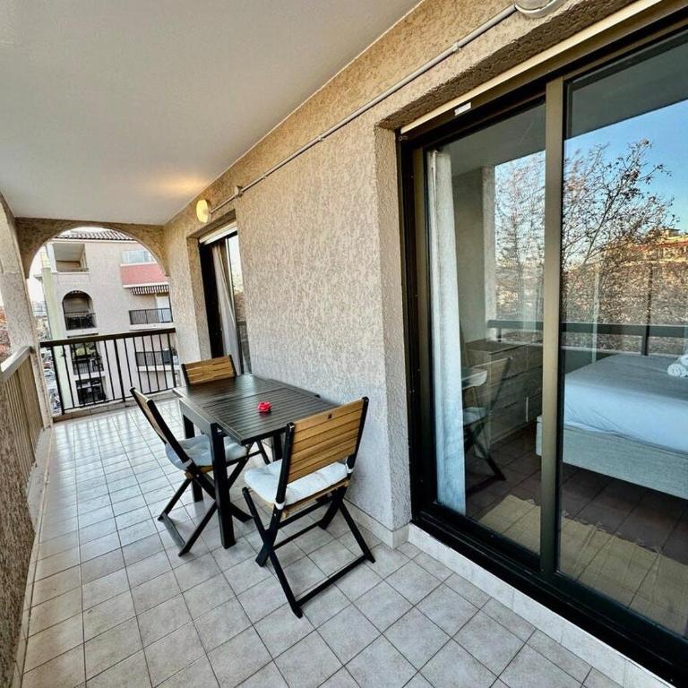 ⁂ Charmant 2 pièces centre-ville avec parking - Apartamento de 2 dormitorios - 5