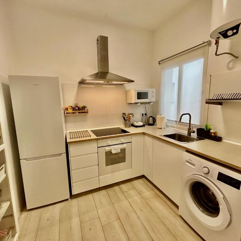 Acogedor apt 8pax 4Bdr 2Bth- CozyHomeSevilla2 - Apartamento - 34