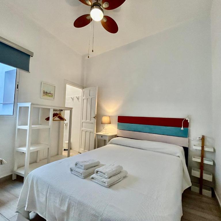Acogedor apt 8pax 4Bdr 2Bth- CozyHomeSevilla2 - Apartamento - 6