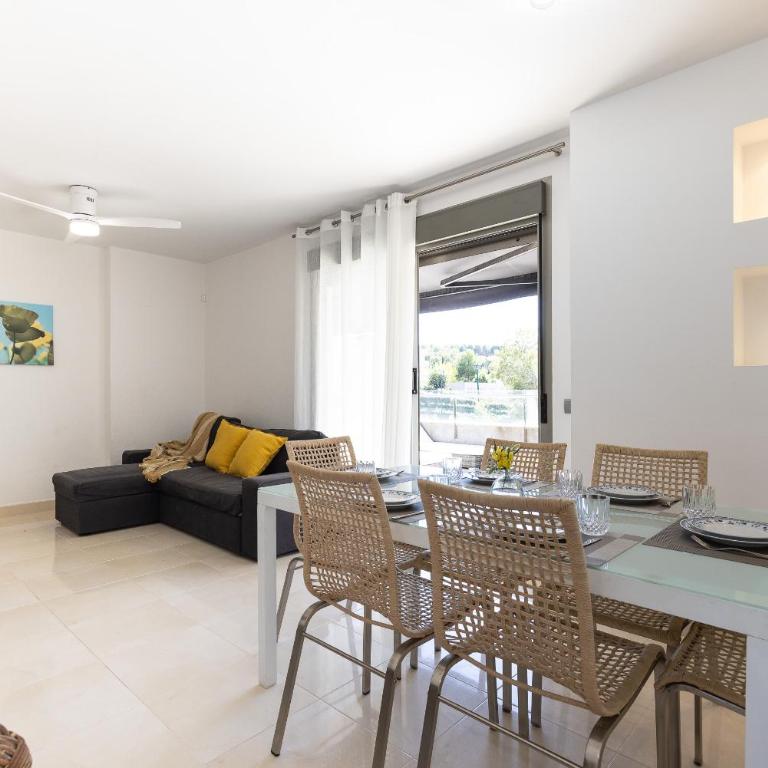 UHC Salou Villa Family Complex - Apartamento Ático de 3 dormitorios con vistas a la piscina - 2