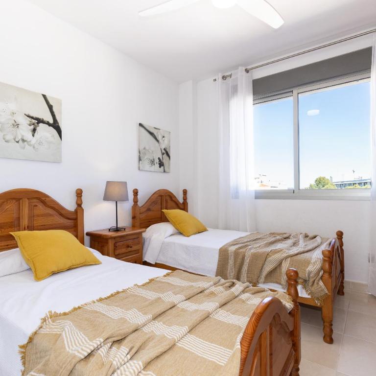 UHC Salou Villa Family Complex - Apartamento Ático de 3 dormitorios con vistas a la piscina - 5