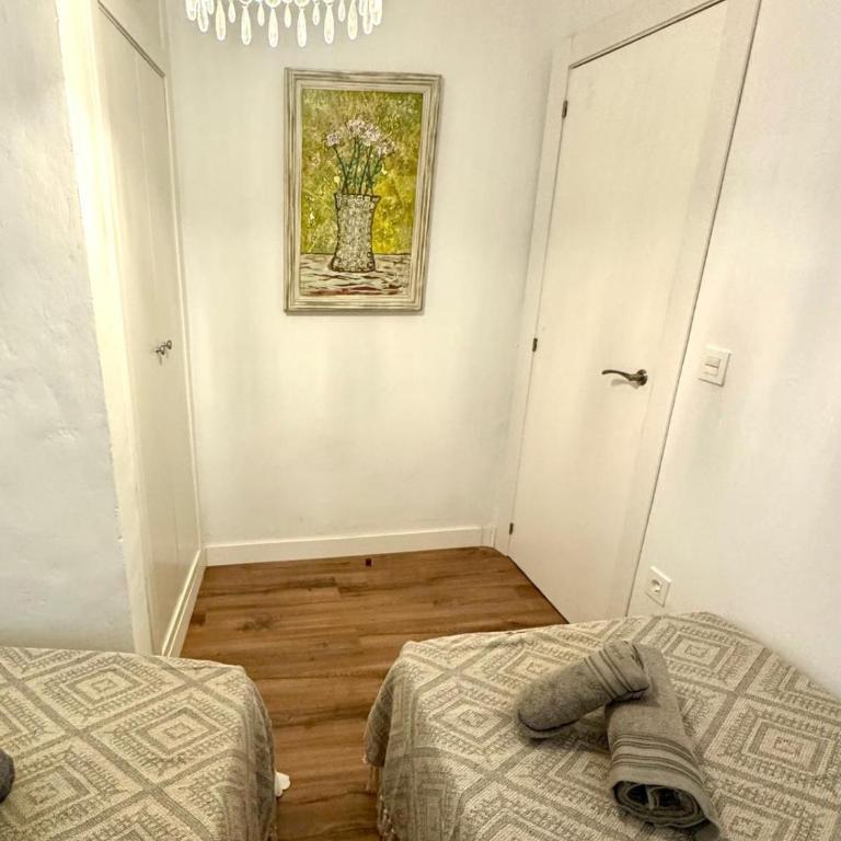 Apartamento con Parking El Rincón del Arte Granada Centro - Three-Bedroom Apartment - 11