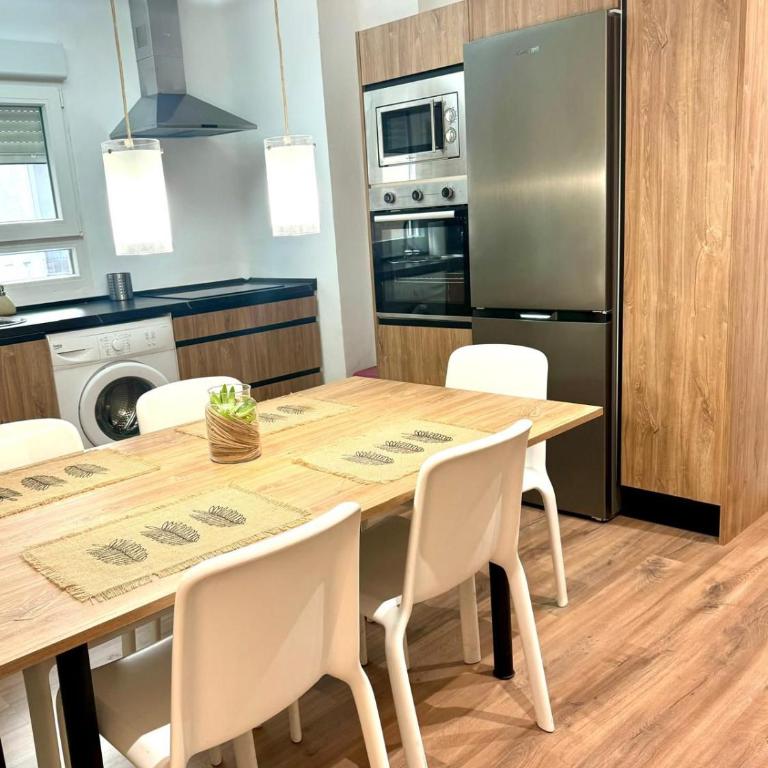 Apartamento con Parking El Rincón del Arte Granada Centro - Three-Bedroom Apartment - 13