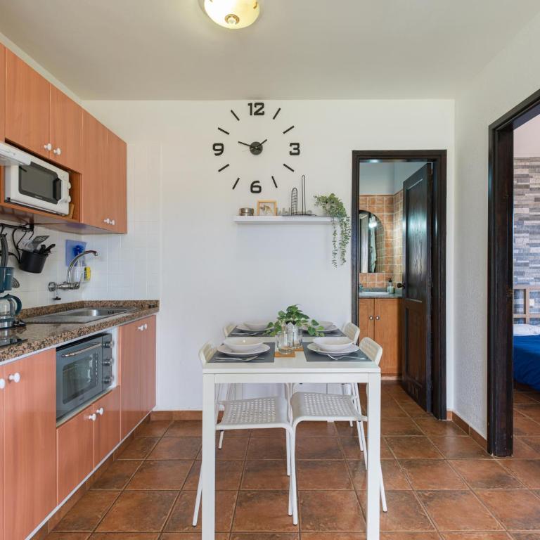 Private Solarium Home - Terrace & Beach Views - Apartamento de 2 dormitorios con terraza y vistas al mar - 25
