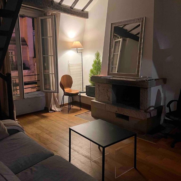 Appartement Saint-Germain-Des-Prés - Appartement 2 Chambres - 1