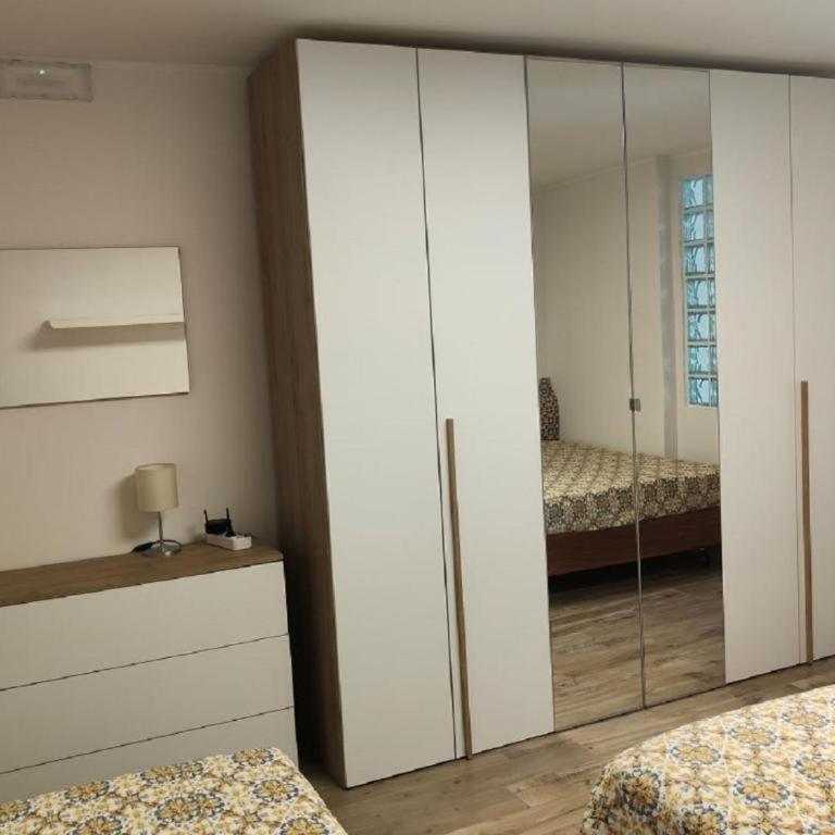 Casa Leo - Appartamento con 2 Camere da Letto - 30